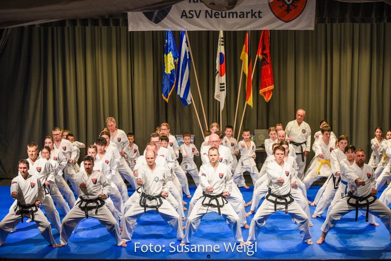 Gruppenbild der Abteilung bei der Gala